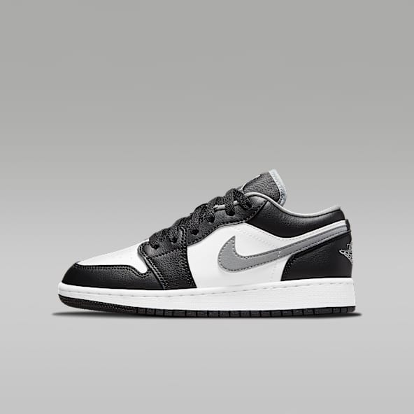 【日本未発売】Nike エアジョーダン1 スパイクシューズ ブラック【27cm】 日本未発売】Nike エアジョーダン1 スパイクシューズ ブラック